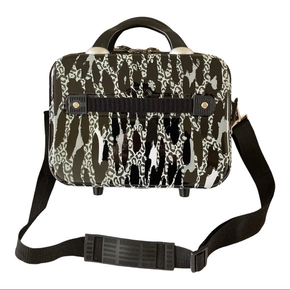 Heys Hard Shell Travel Cosmetics Case - Picture 3 of 8